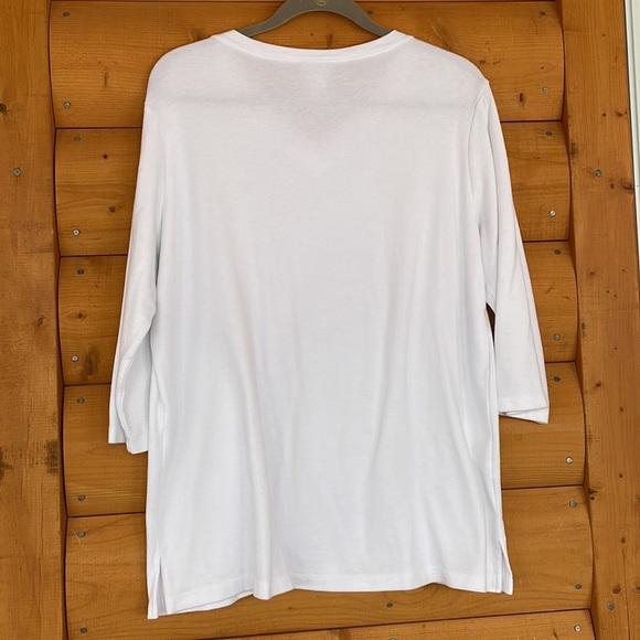 Vicki Wayne 3/4 Sleeve V-Neck White Tee Shirt. size Large. - Picture 3 of 6